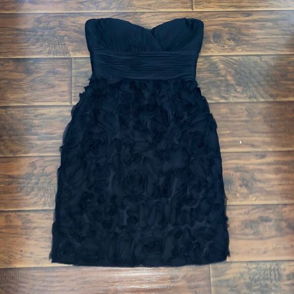 JS Collections Black Strapless Detailed Dress - Picture 7 of 11